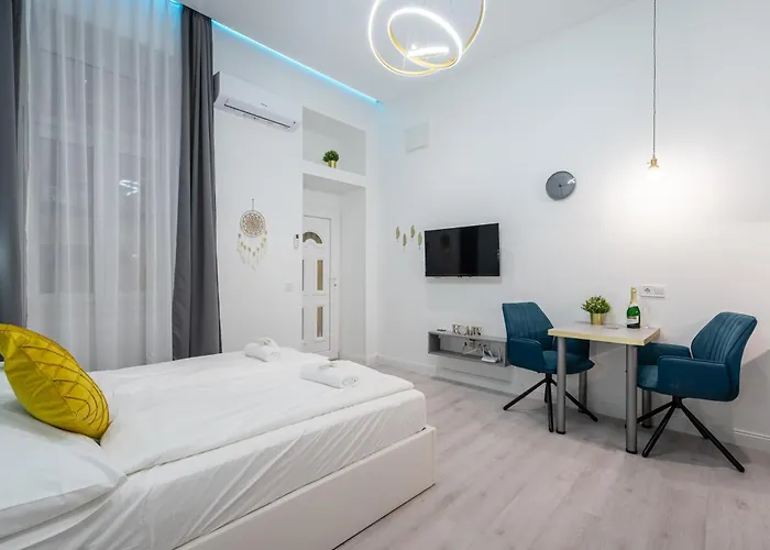 D26 - Opera Retreat - Location By Bqa * Budapest